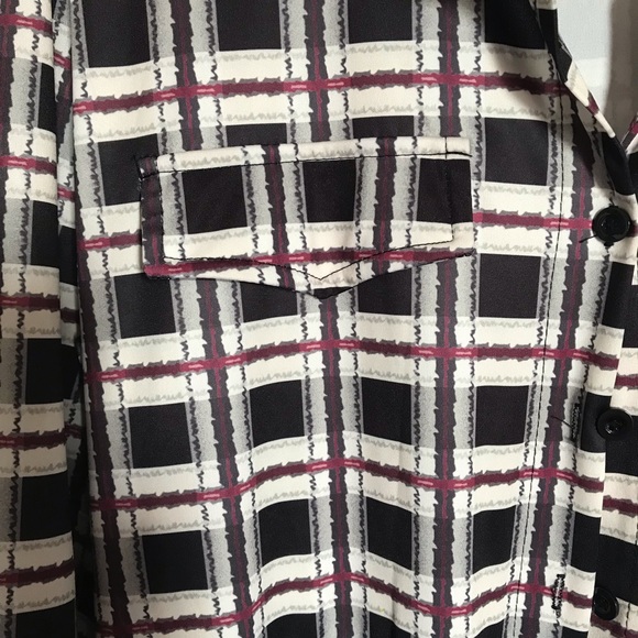 Long dress with long sleeves and buttons - Picture 3 of 3